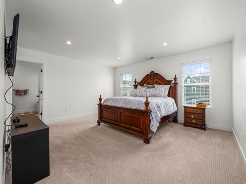 Tiny photo for 11292 S AQUA ST W, South Jordan, UT 84009 (MLS # 2152672)