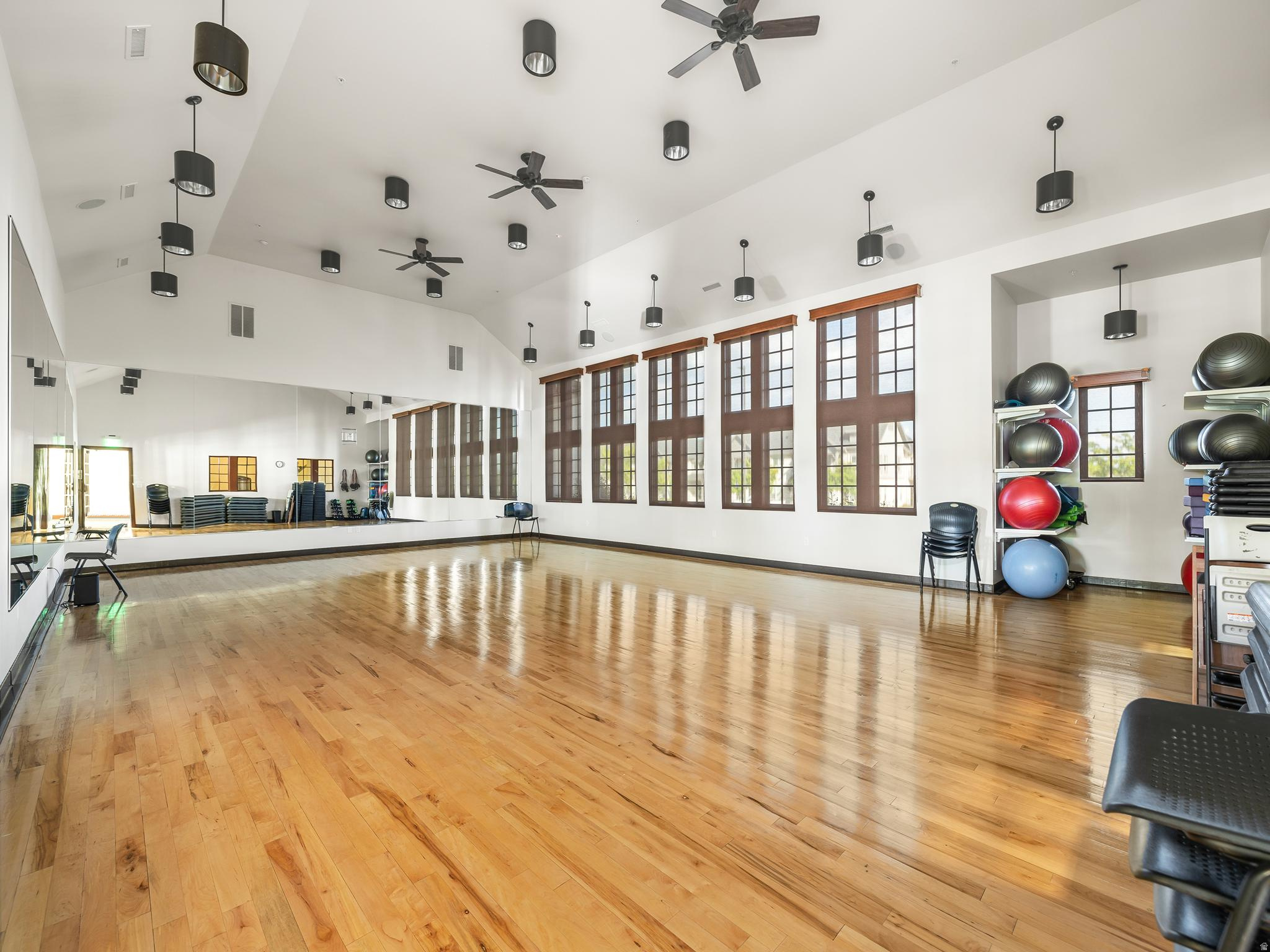 DAYBREAK - Residential