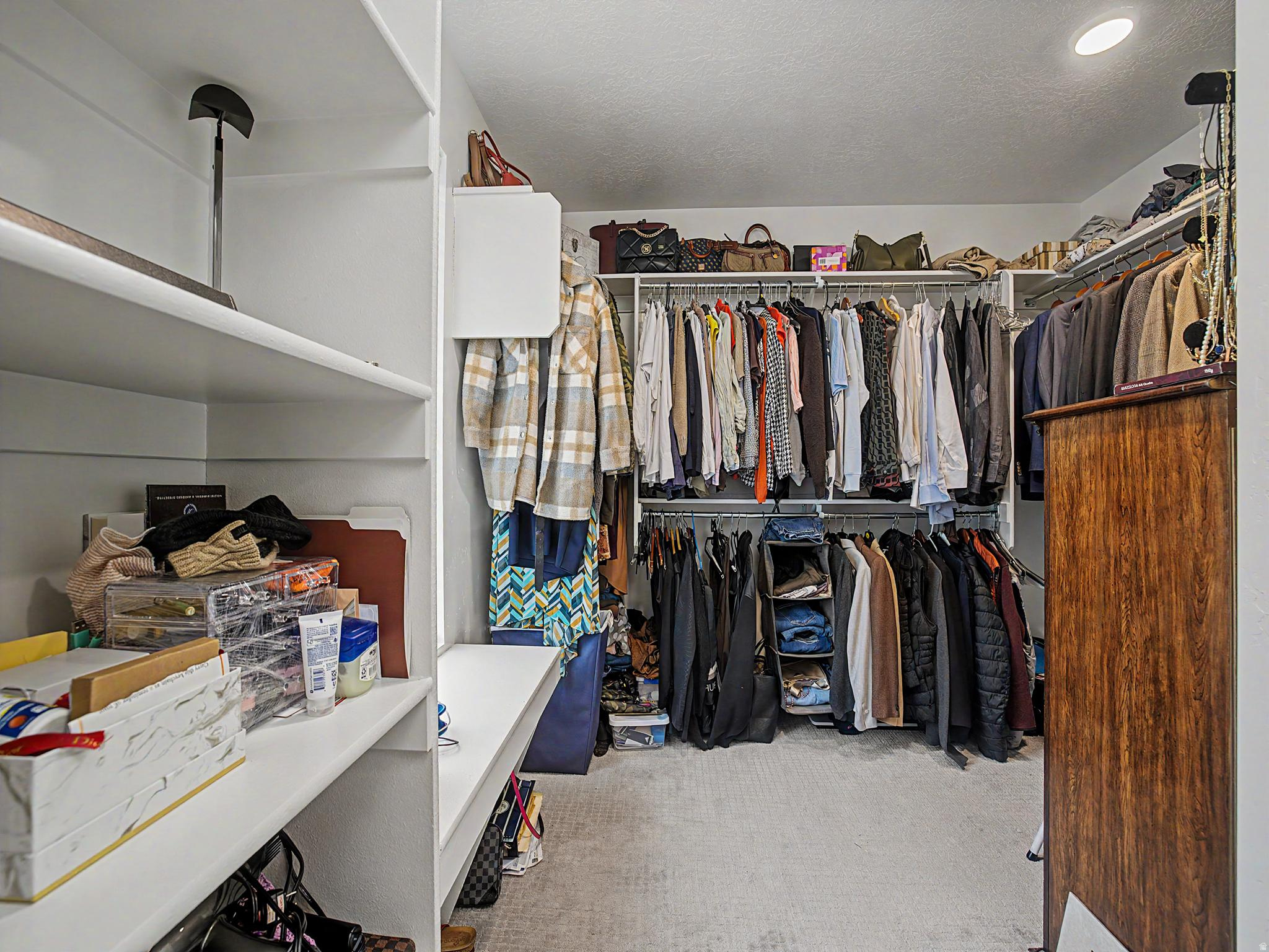 DAYBREAK - Residential