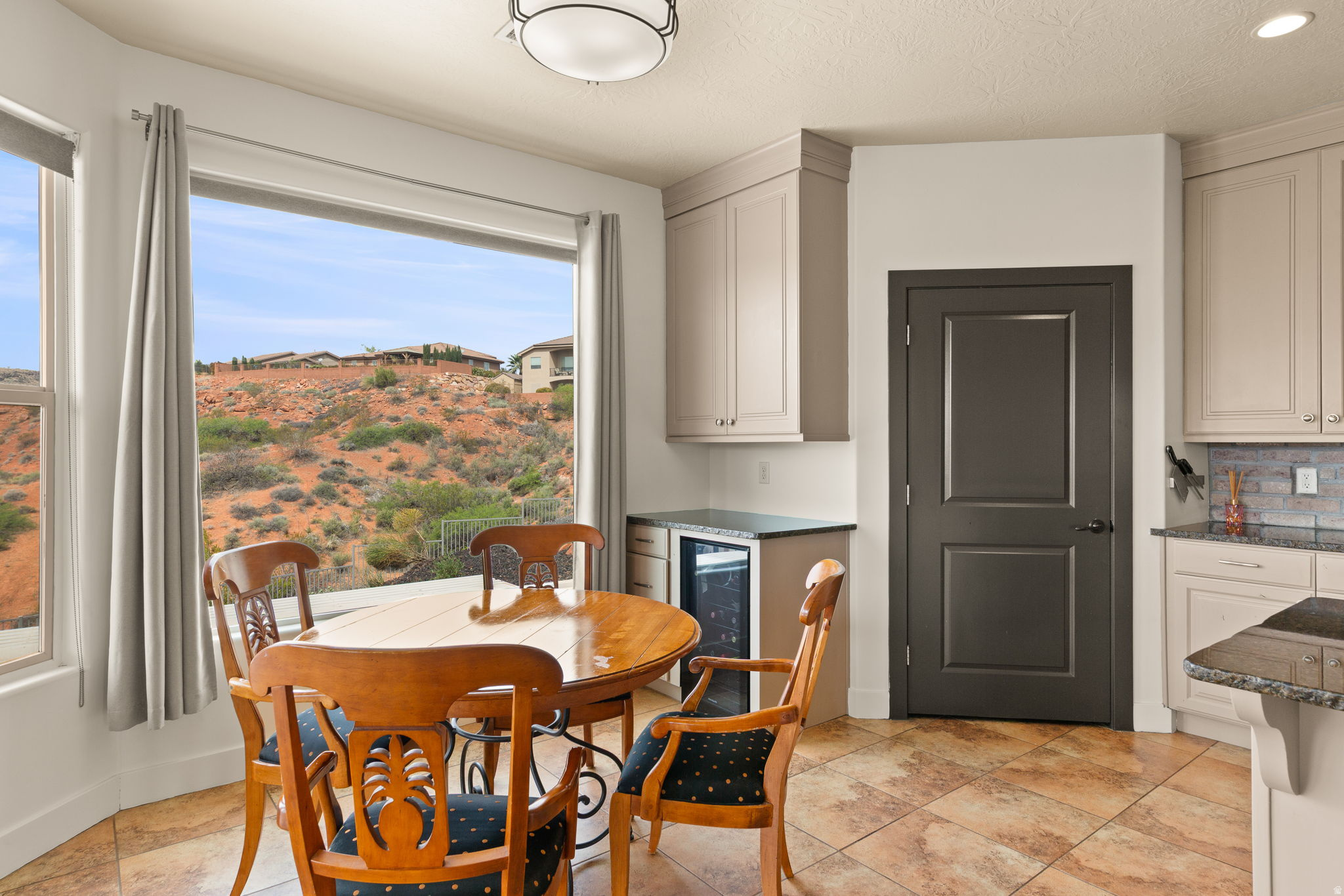 RED CLIFFS PARK ESTATES - Residential