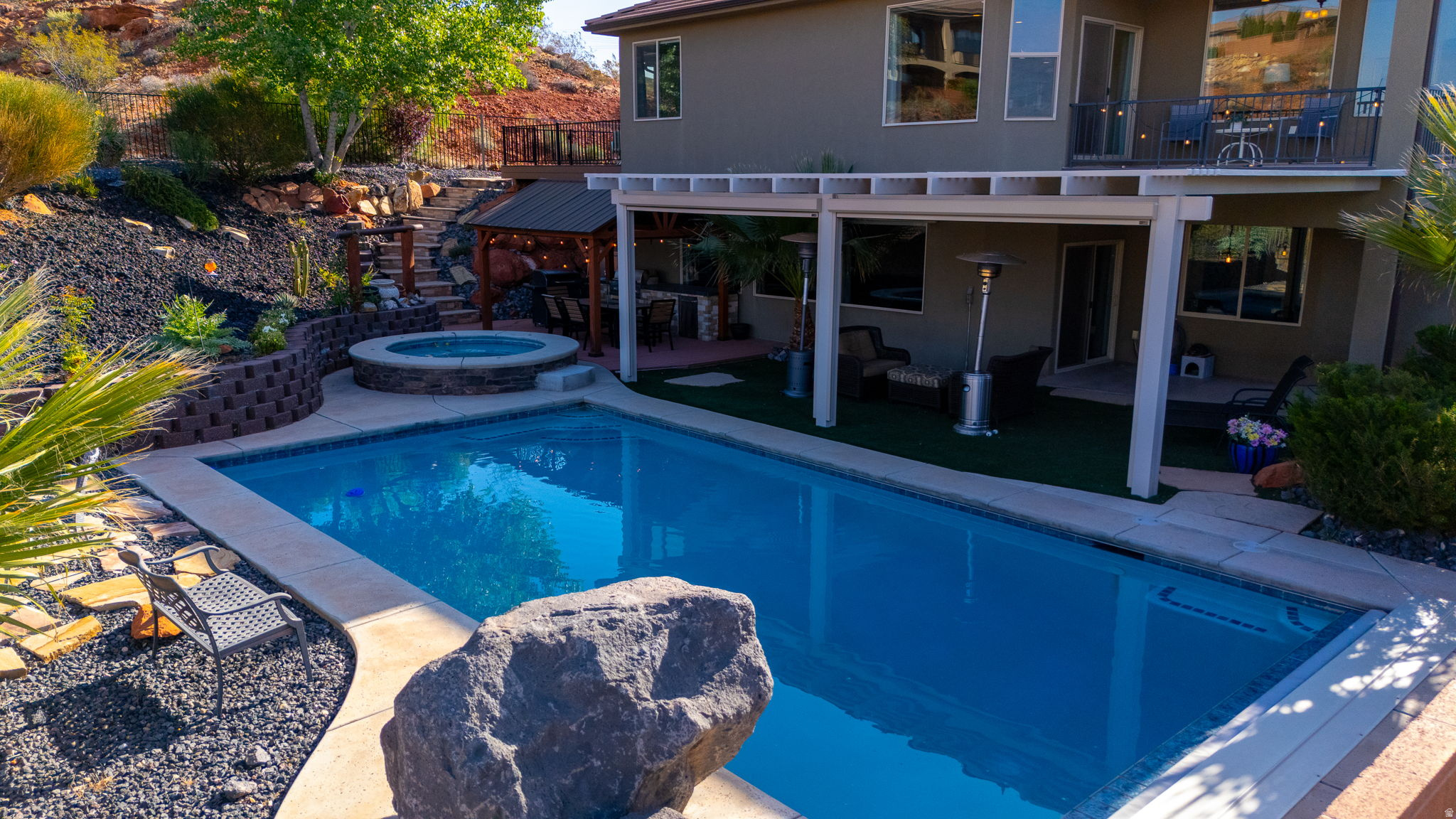 RED CLIFFS PARK ESTATES - Residential