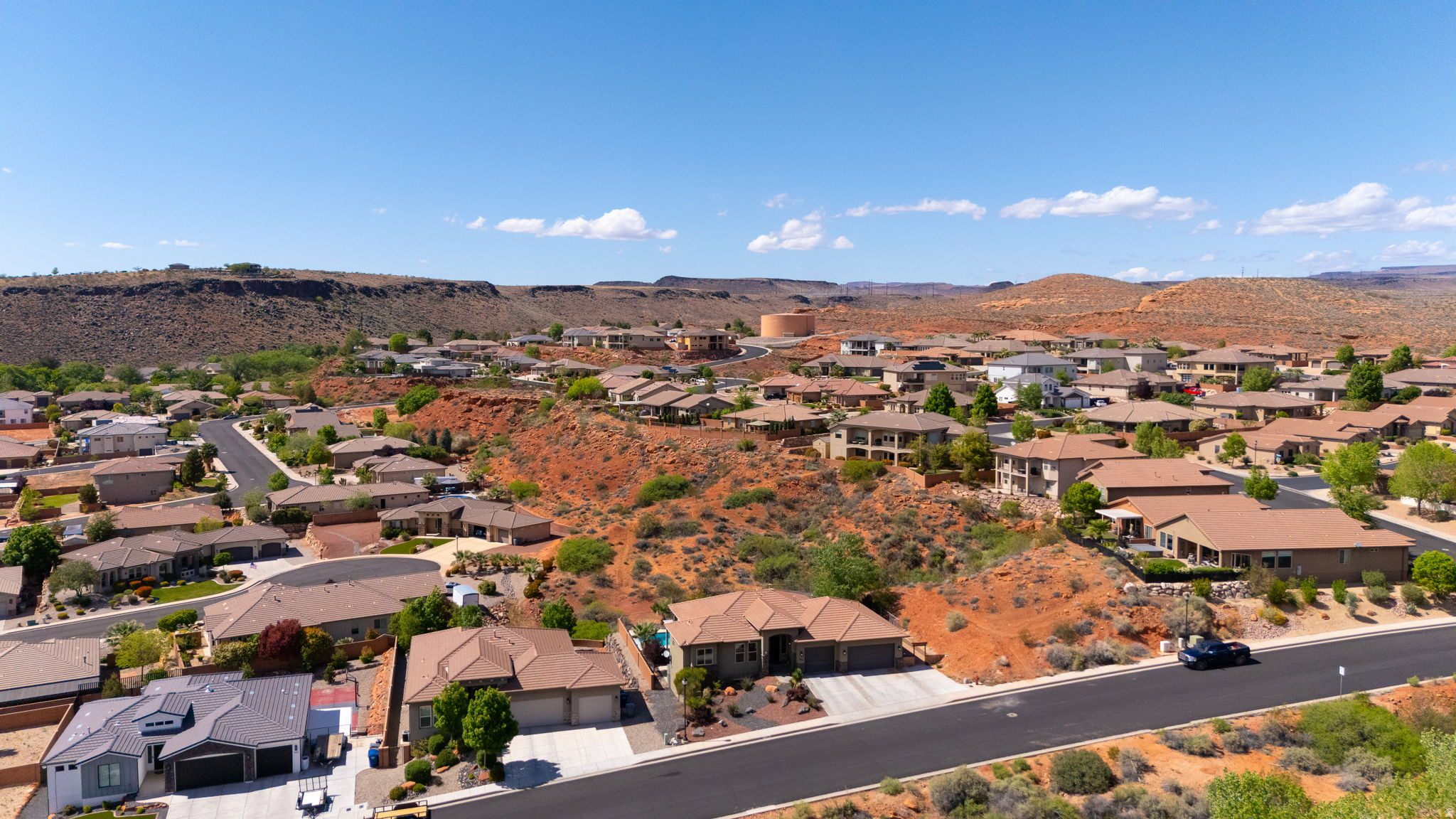 RED CLIFFS PARK ESTATES - Residential