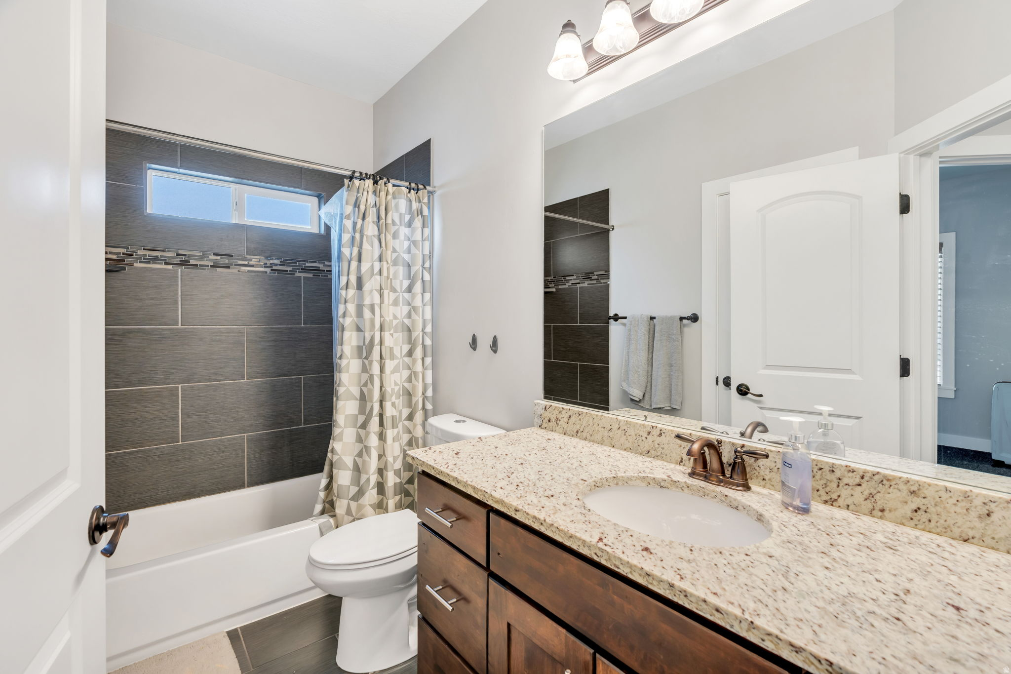 MITCHELL SPRINGS - Residential