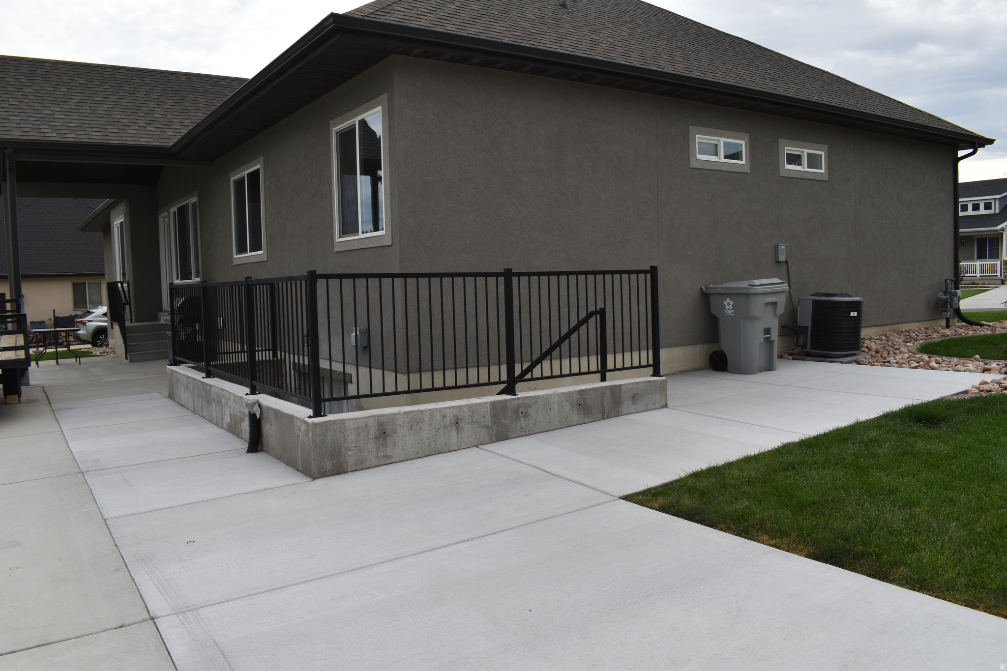 MITCHELL SPRINGS - Residential