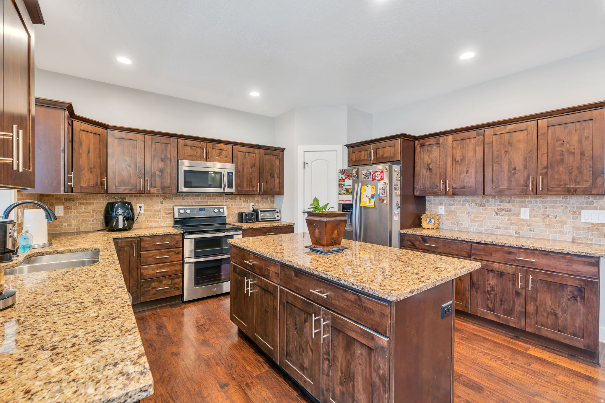 MITCHELL SPRINGS - Residential