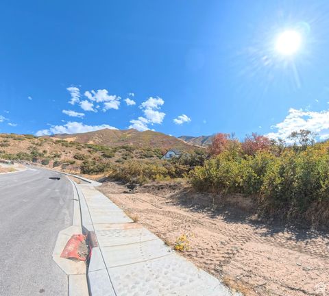 Tiny photo for 278 E MAPLE RIDGE RD S #46, Mapleton, UT 84664 (MLS # 2061144)