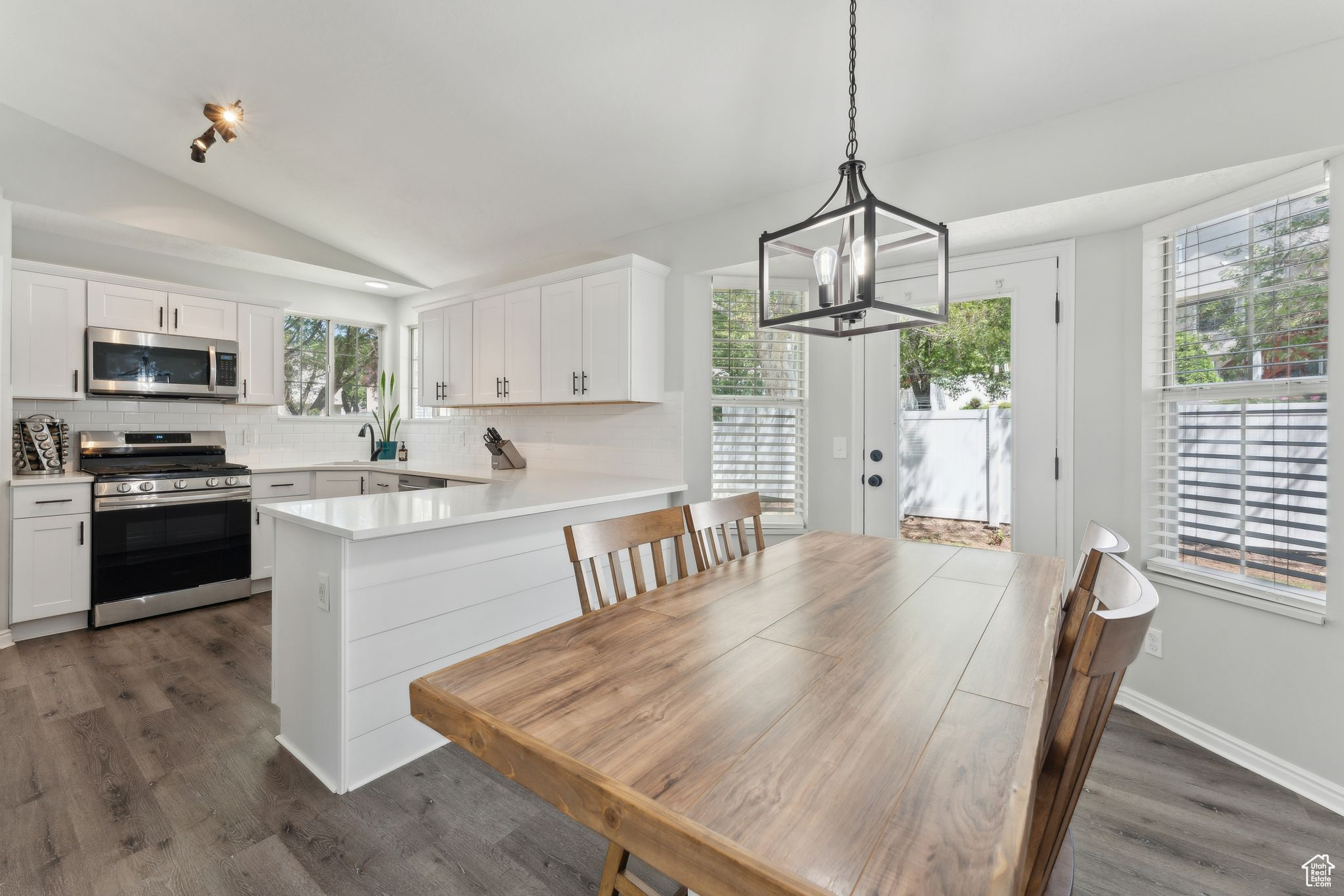 7981 S Showcase Ln, Sandy, Utah image 8