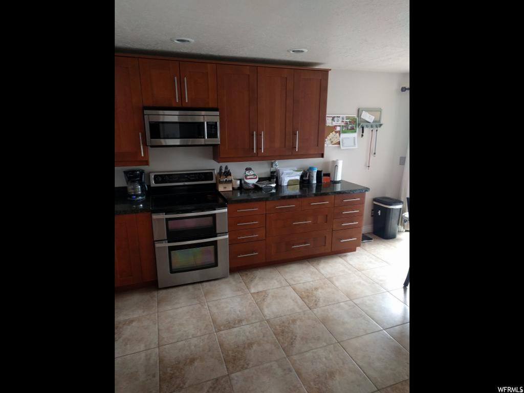 Photo of 505 N BRIGHT CT W, Salt Lake City, UT 84116 (MLS # 2140674)