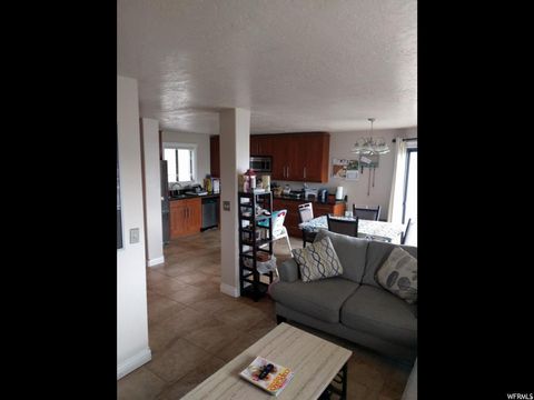 Tiny photo for 505 N BRIGHT CT W, Salt Lake City, UT 84116 (MLS # 2140674)
