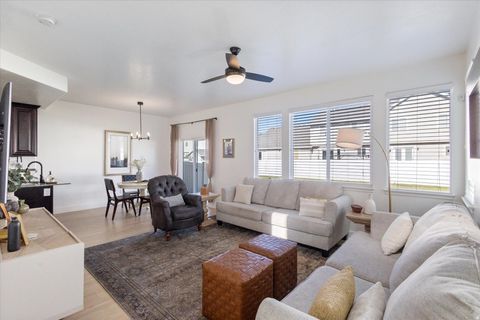 Tiny photo for 3162 W DESERT LILY DR, Lehi, UT 84048 (MLS # 2121331)