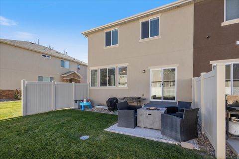 Tiny photo for 3162 W DESERT LILY DR, Lehi, UT 84048 (MLS # 2121331)