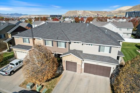 Tiny photo for 3162 W DESERT LILY DR, Lehi, UT 84048 (MLS # 2121331)