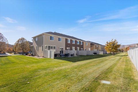 Tiny photo for 3162 W DESERT LILY DR, Lehi, UT 84048 (MLS # 2121331)