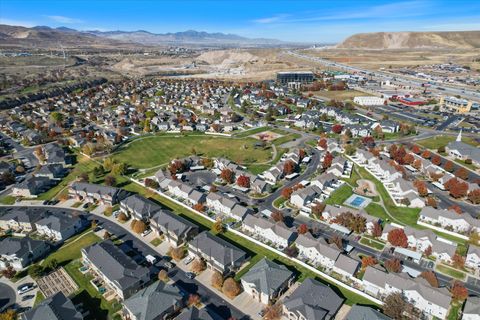 Tiny photo for 3162 W DESERT LILY DR, Lehi, UT 84048 (MLS # 2121331)