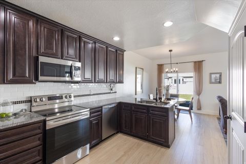 Tiny photo for 3162 W DESERT LILY DR, Lehi, UT 84048 (MLS # 2121331)