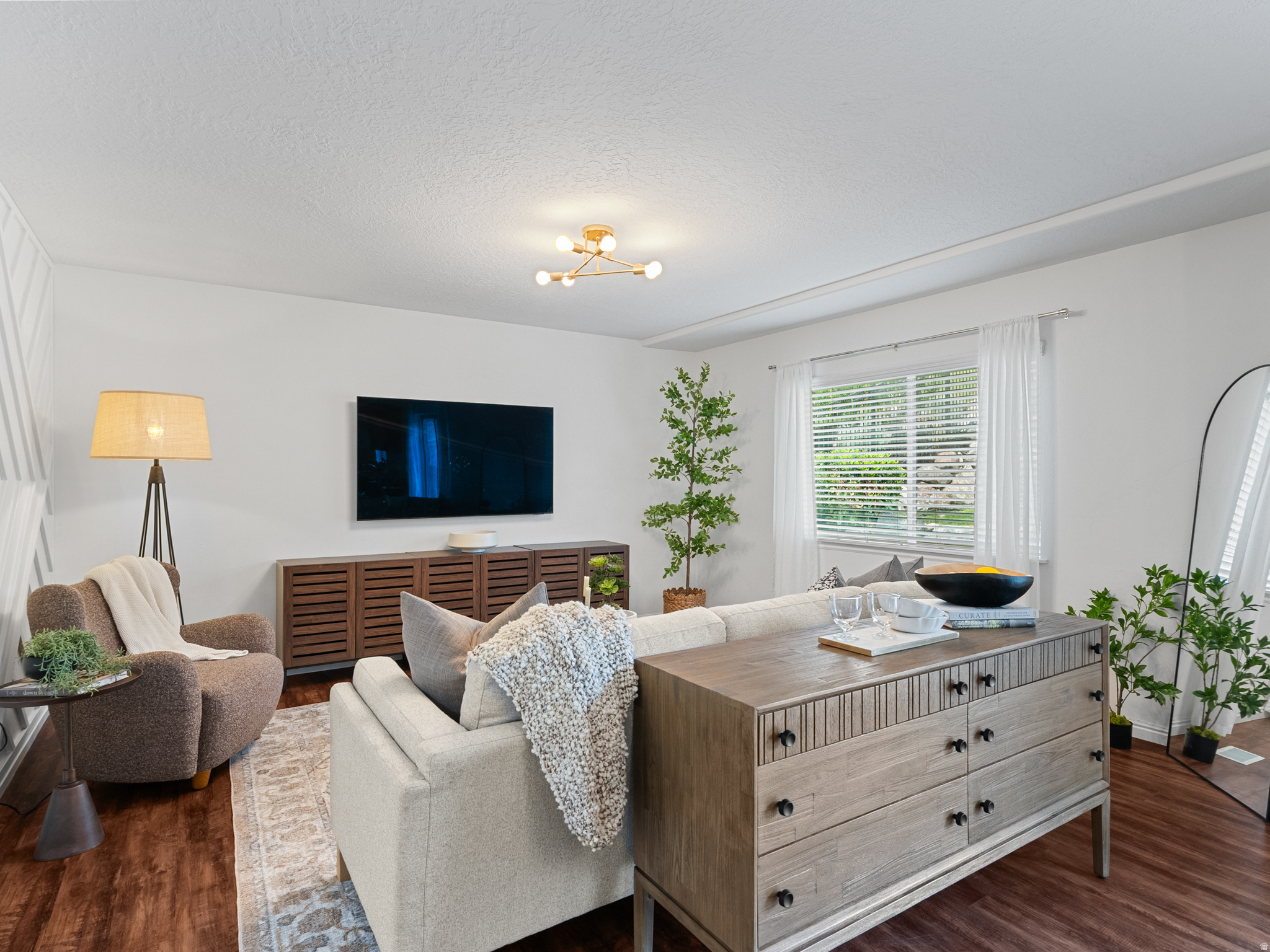 HUNTER - Residential