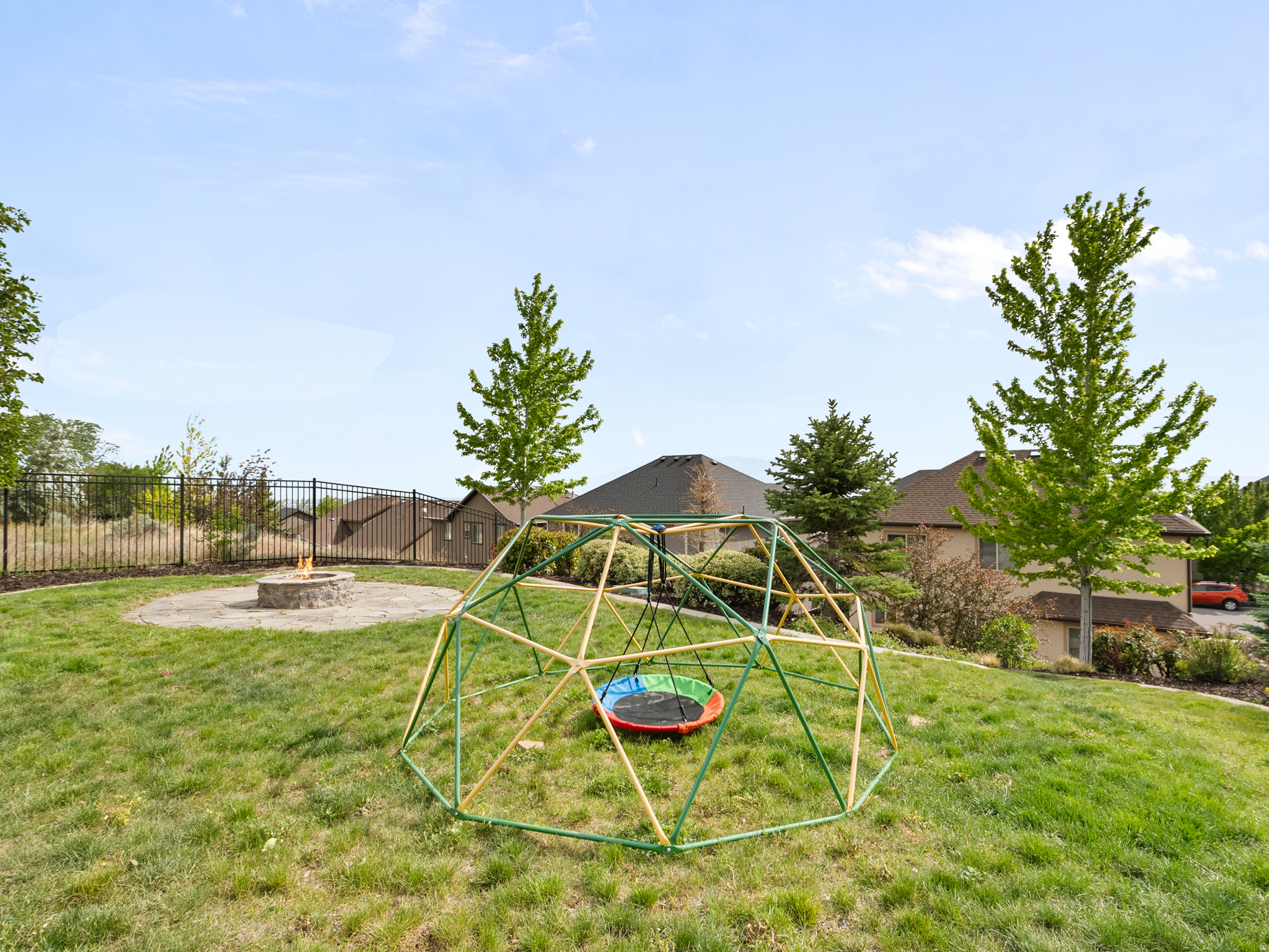 HUNTER - Residential