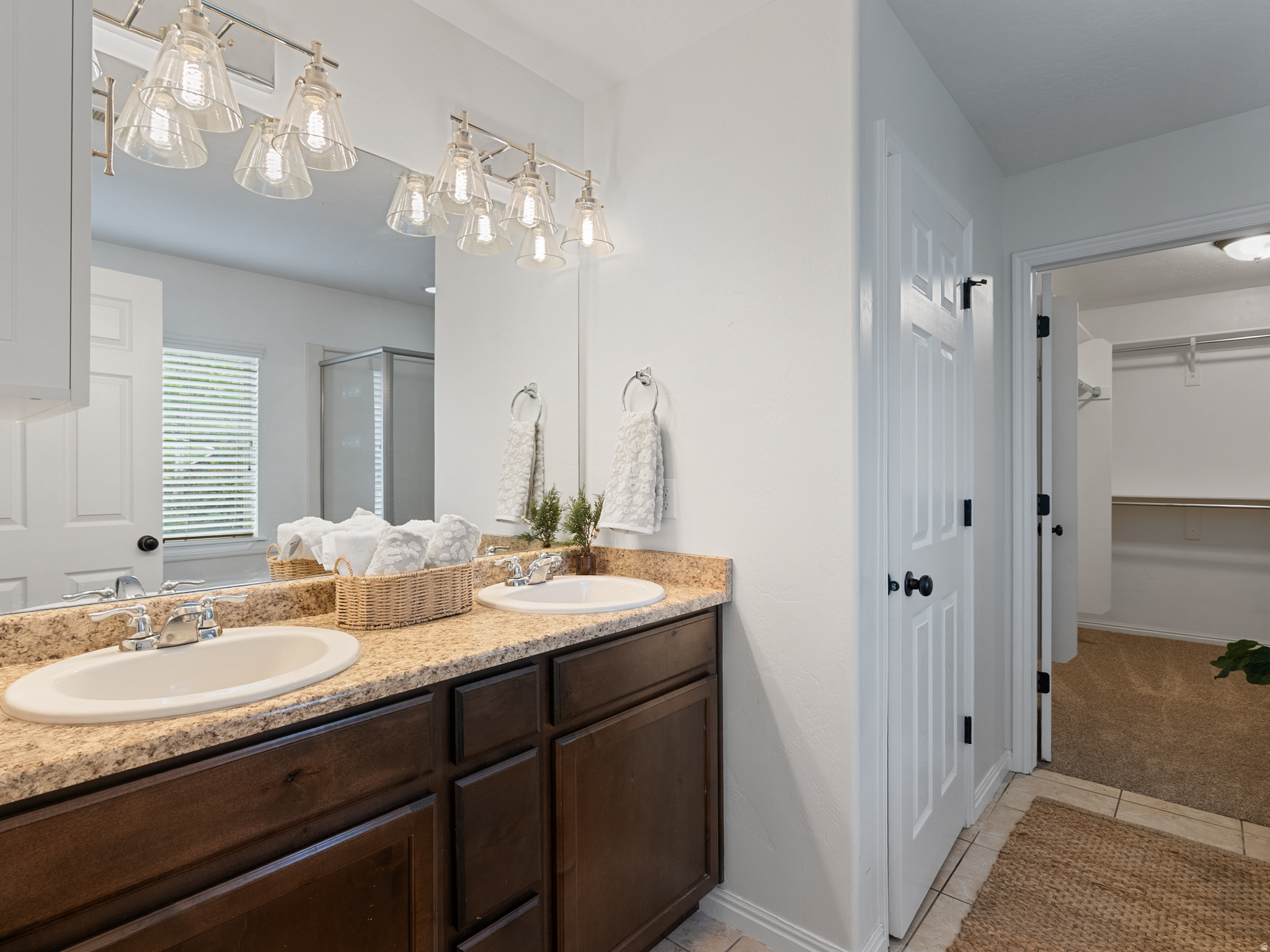 HUNTER - Residential
