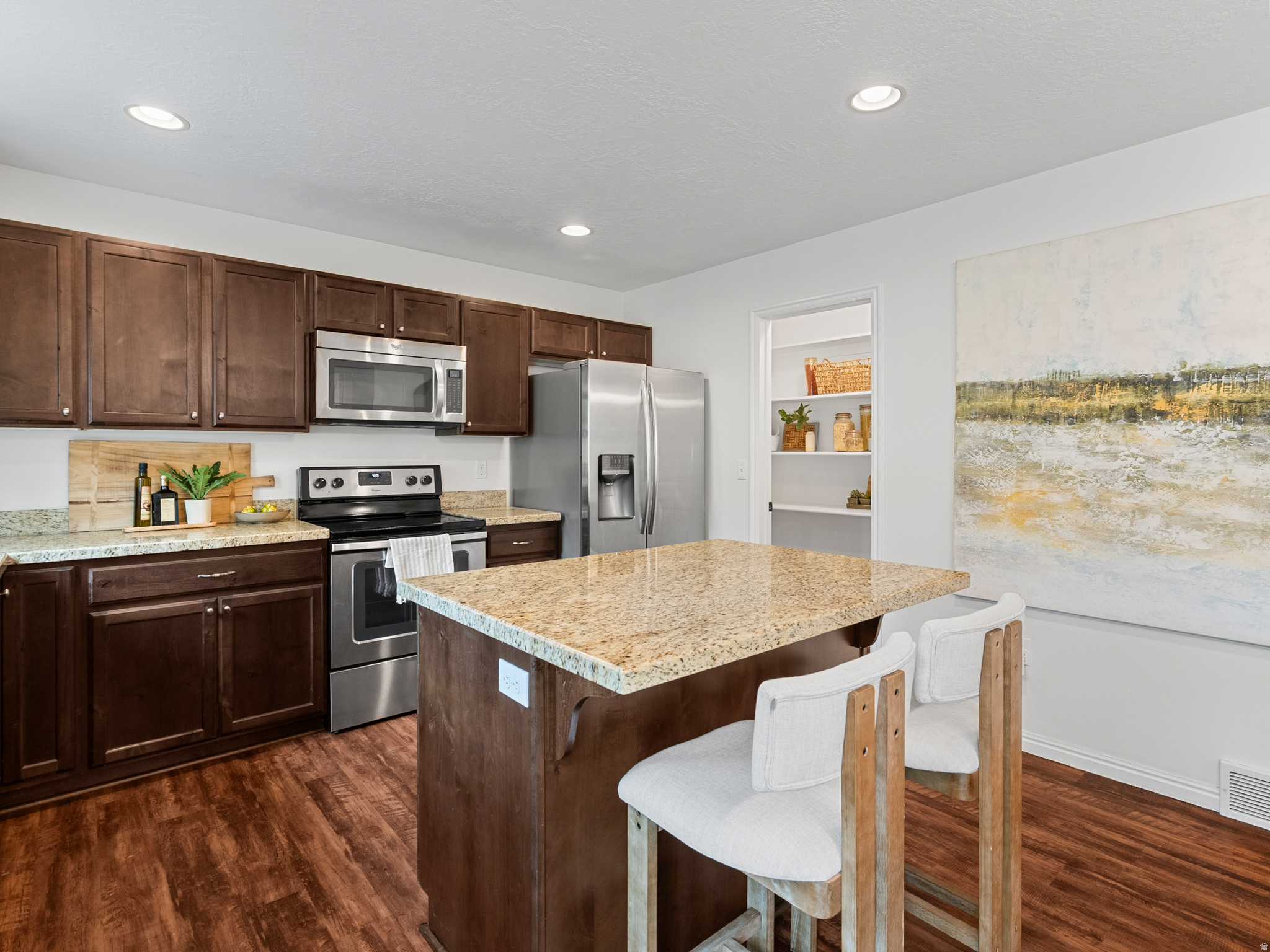 HUNTER - Residential