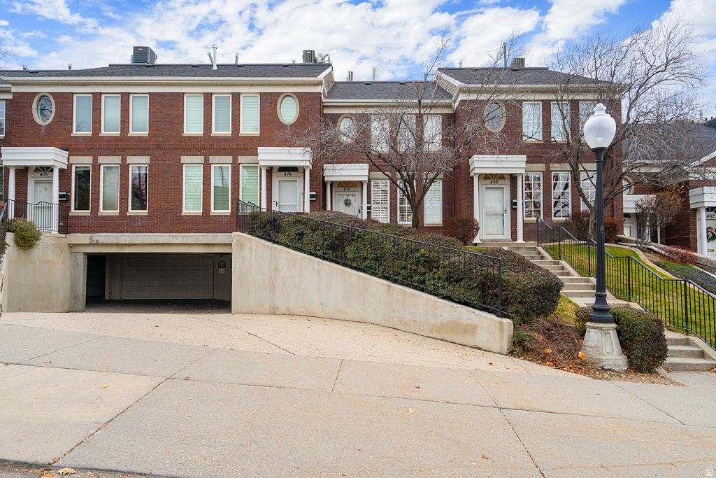 NORTH CREST PARK - Residential