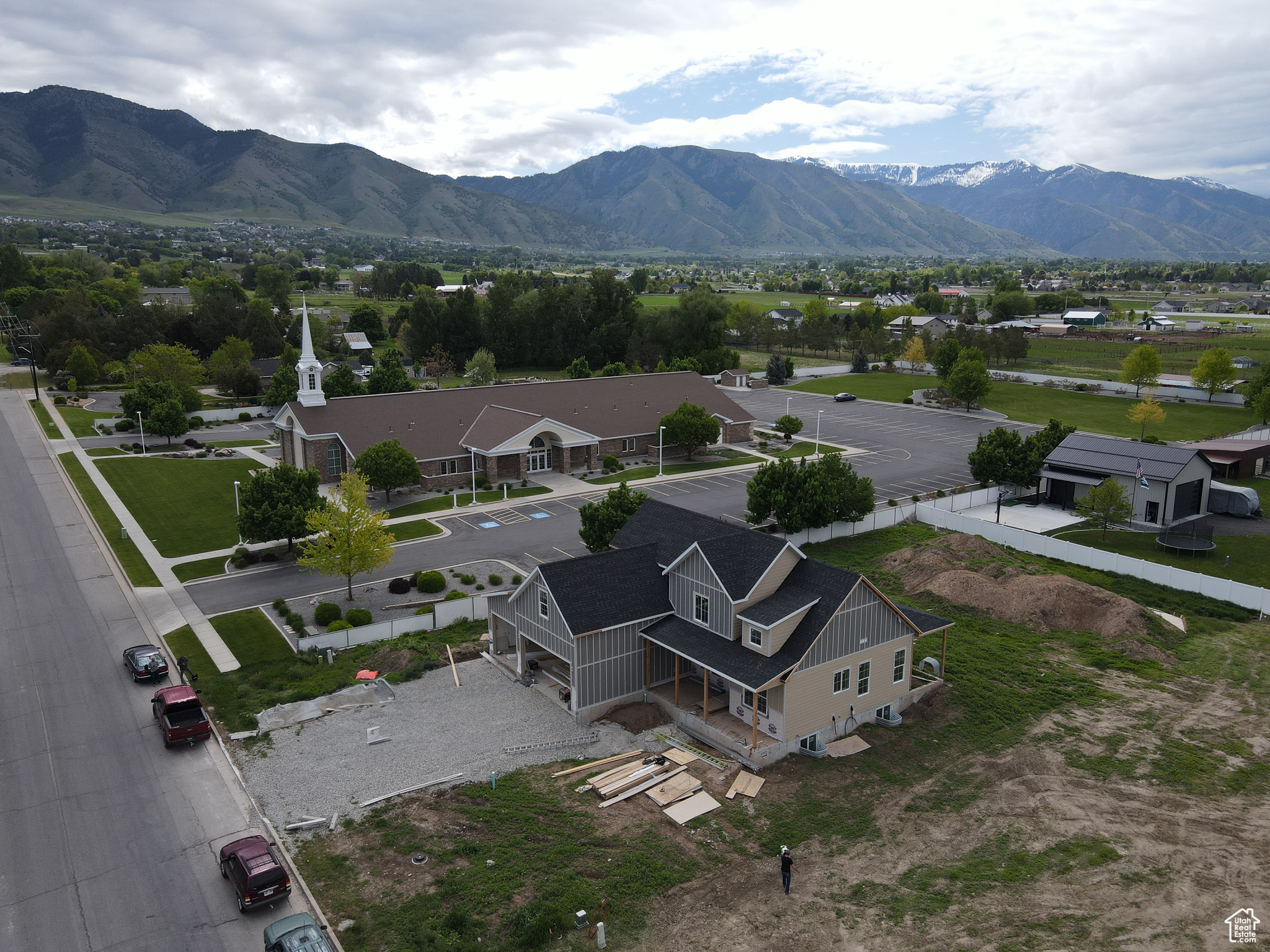 76 W 200, Hyde Park, Utah image 3