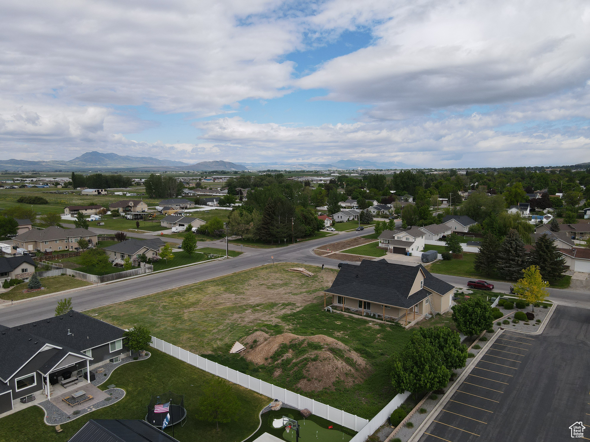 76 W 200, Hyde Park, Utah image 5