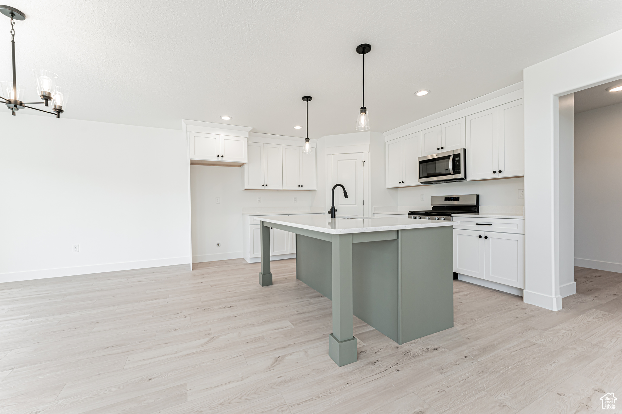 RIVER POINT - Residential