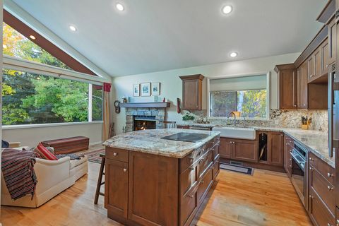 Tiny photo for 10 CLAIM JUMPER CT, Park City, UT 84060 (MLS # 2127057)