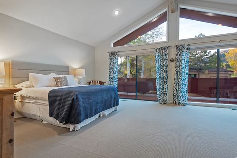 Tiny photo for 10 CLAIM JUMPER CT, Park City, UT 84060 (MLS # 2127057)