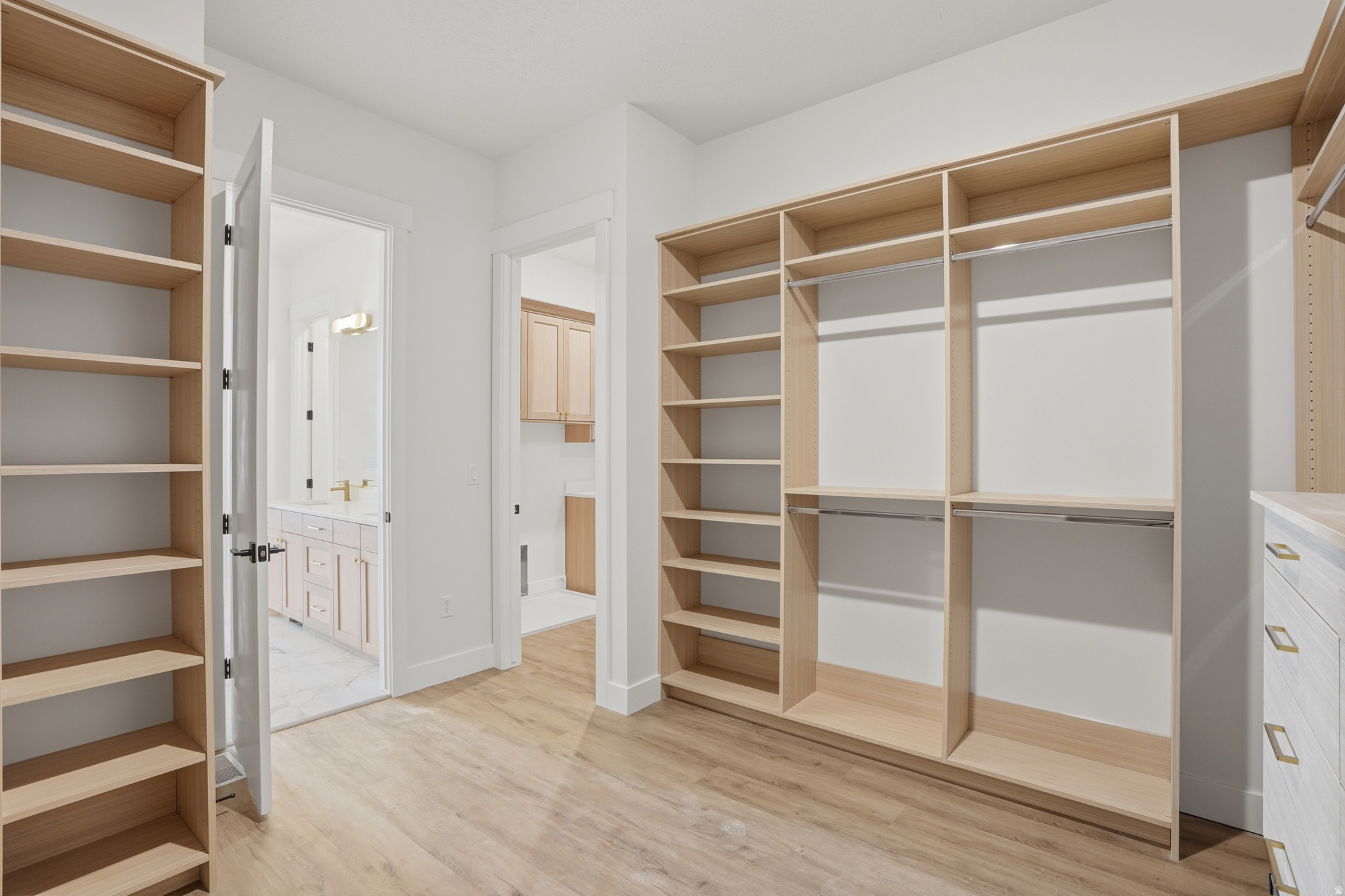 BECK HILLSIDE ESTATE - Residential