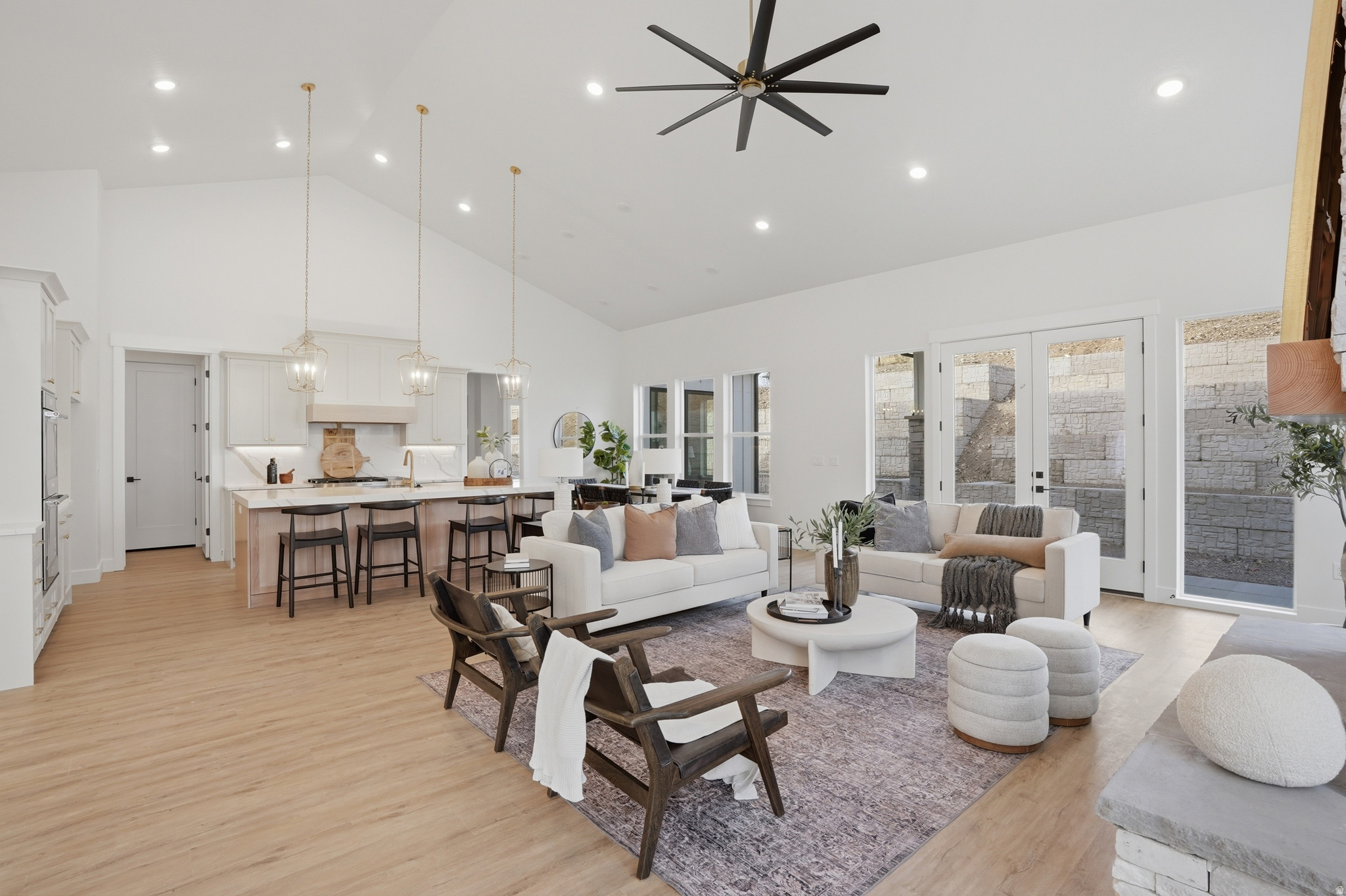 BECK HILLSIDE ESTATE - Residential