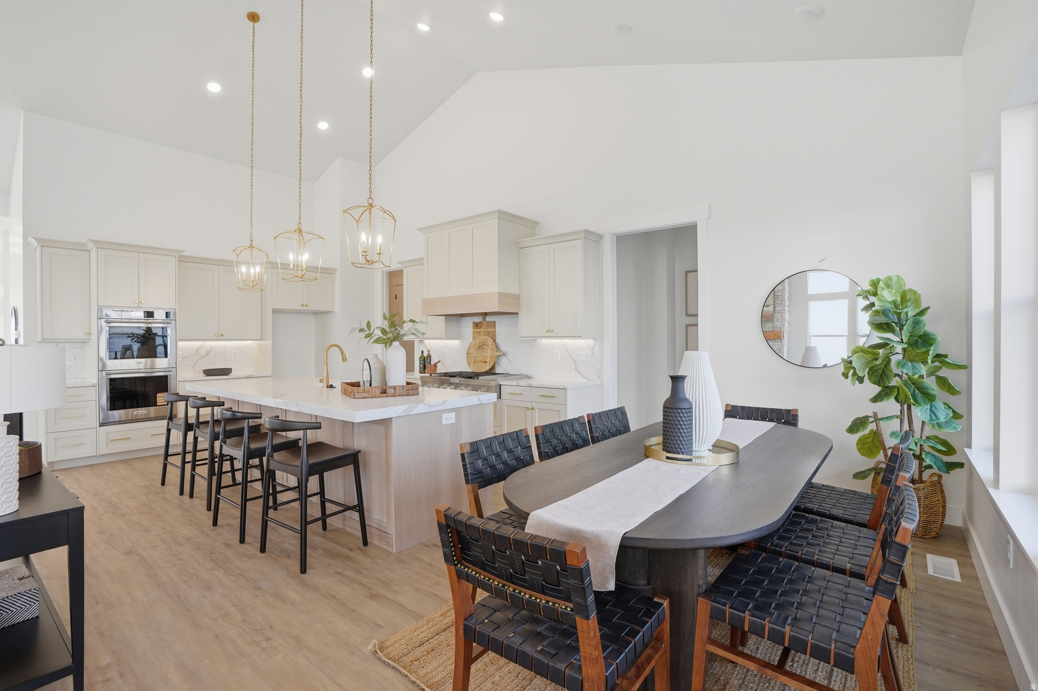 BECK HILLSIDE ESTATE - Residential