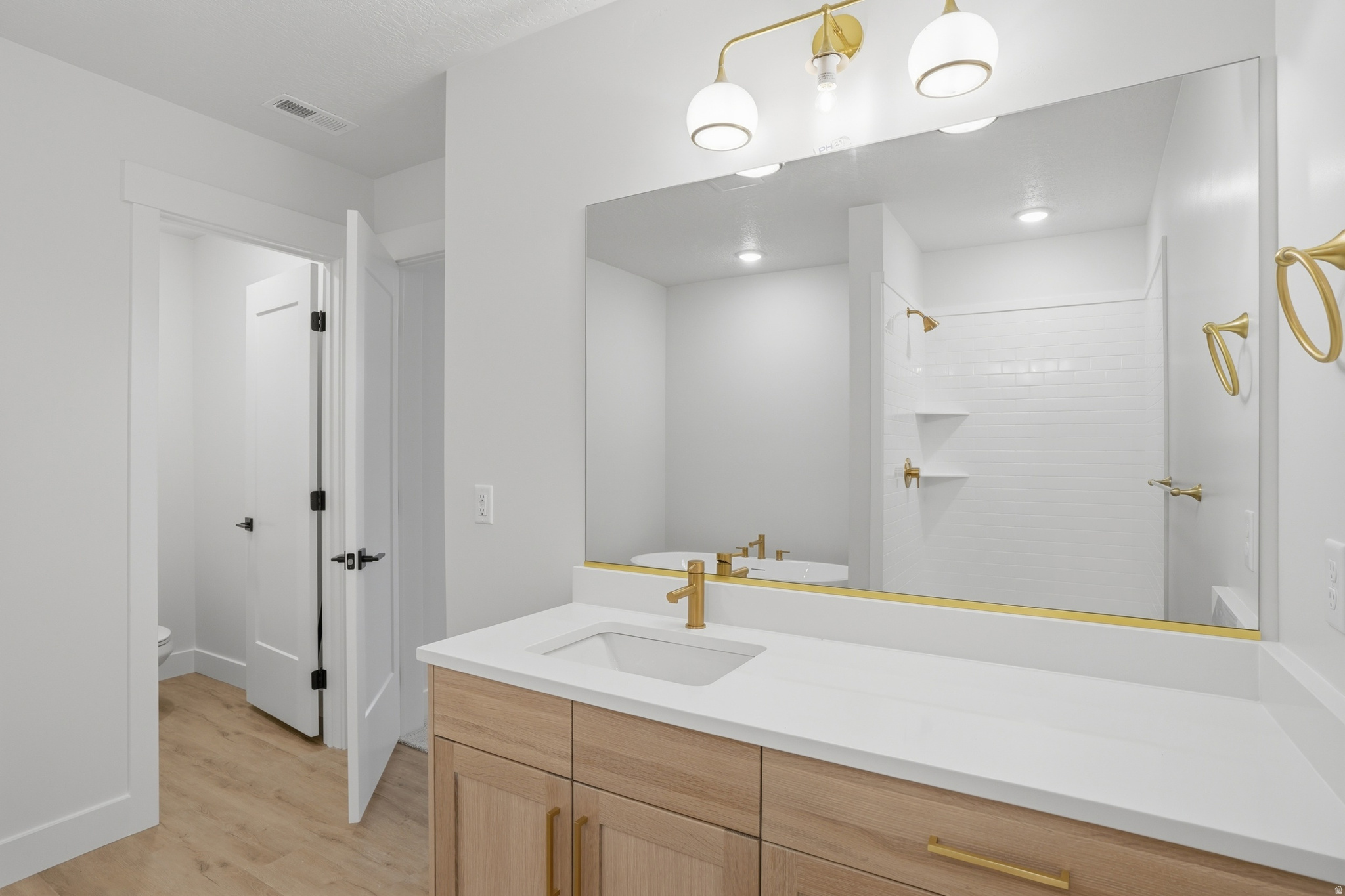 BECK HILLSIDE ESTATE - Residential