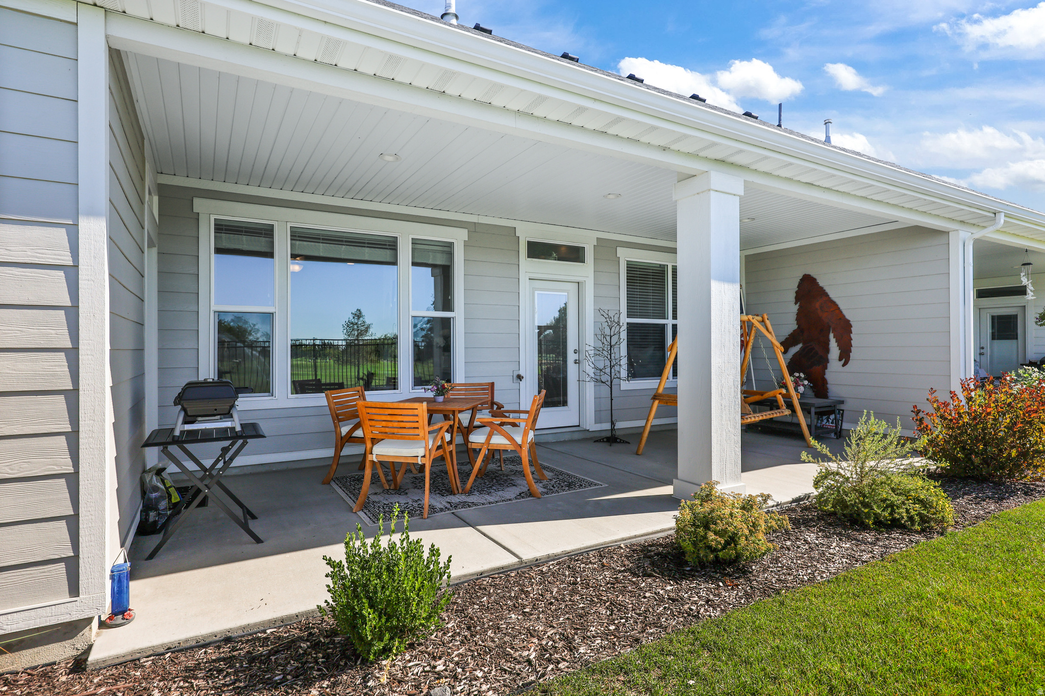 BLUFF VIEW - Residential