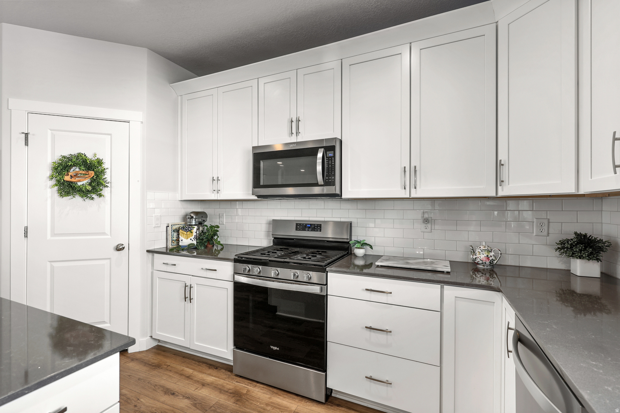 BLUFF VIEW - Residential