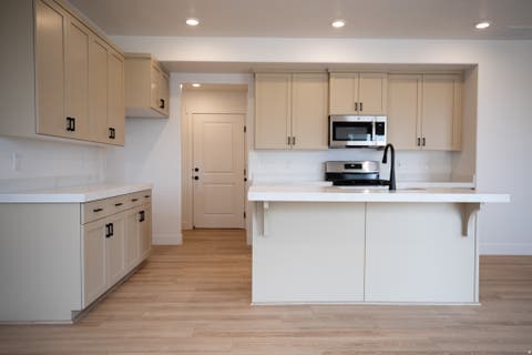 Tiny photo for 1055 N 1110 W LOT #48, Salem, UT 84653 (MLS # 2179558)