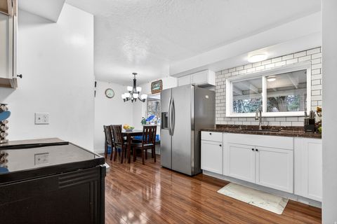 Tiny photo for 1243 GRANT AVE, Ogden, UT 84404 (MLS # 2140439)