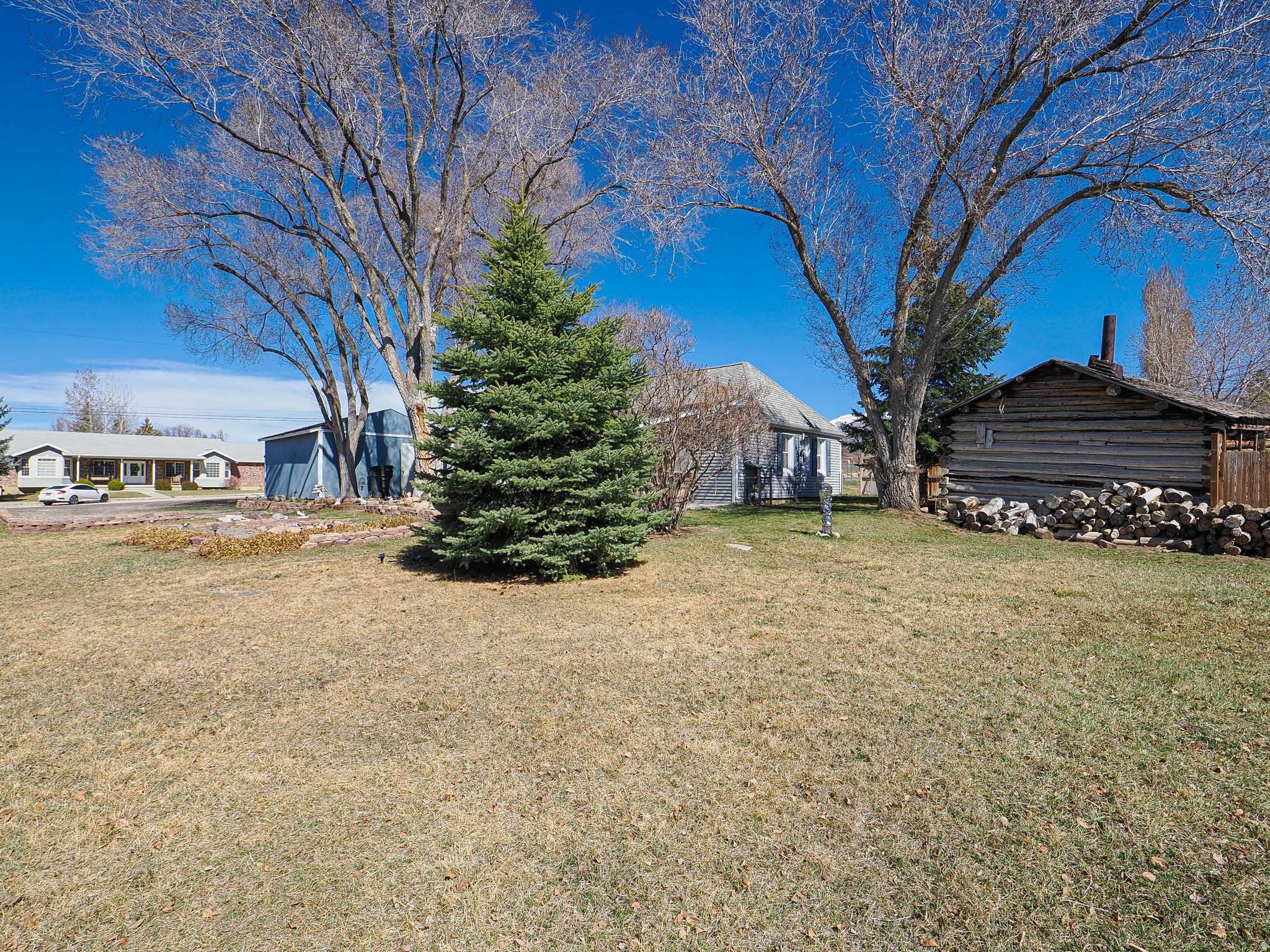 YOUNG PROPERTY - Residential