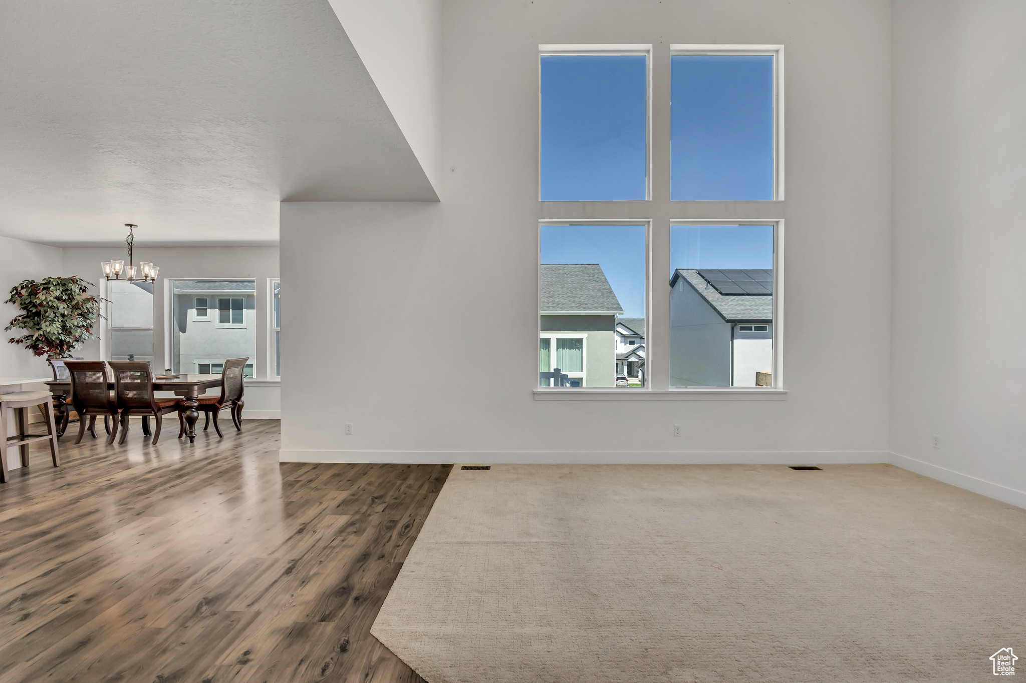 MOUNTAIN RIDGE - Residential