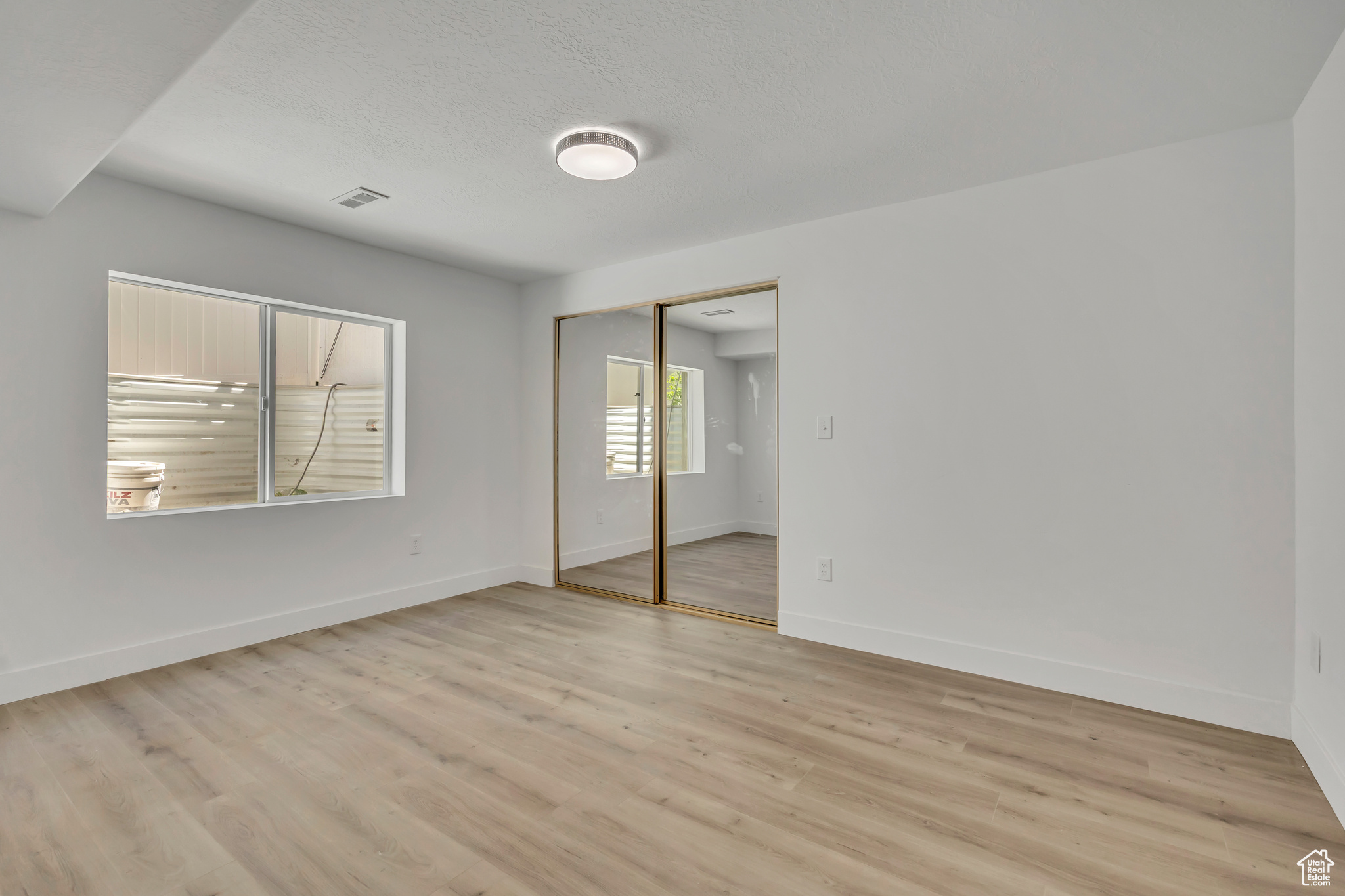 MOUNTAIN RIDGE - Residential