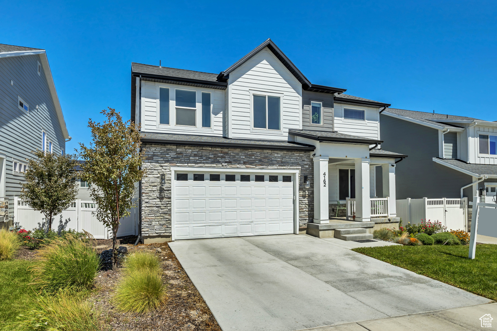 MOUNTAIN RIDGE - Residential