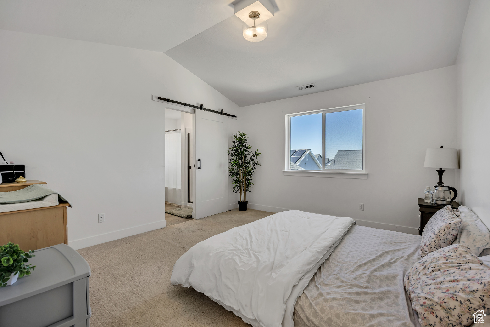 MOUNTAIN RIDGE - Residential