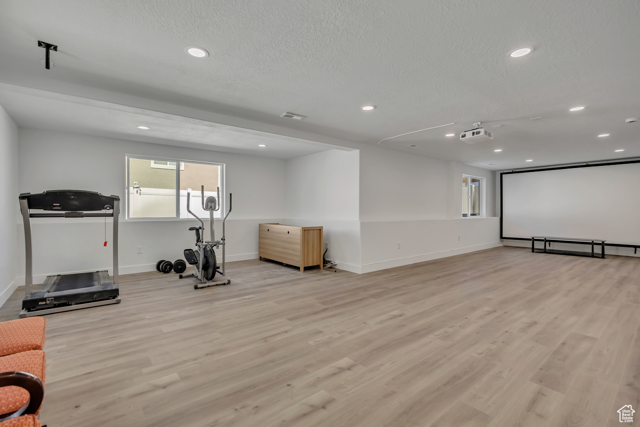 MOUNTAIN RIDGE - Residential