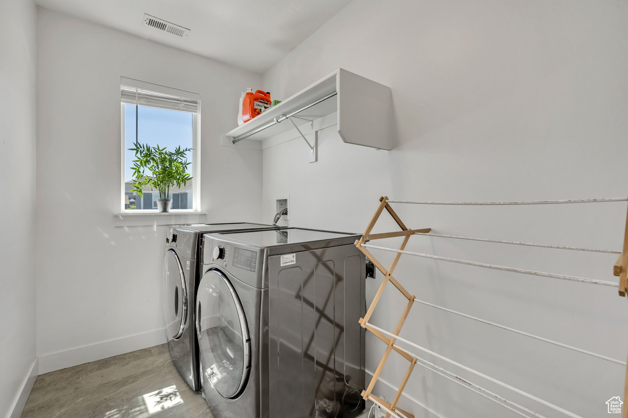 MOUNTAIN RIDGE - Residential