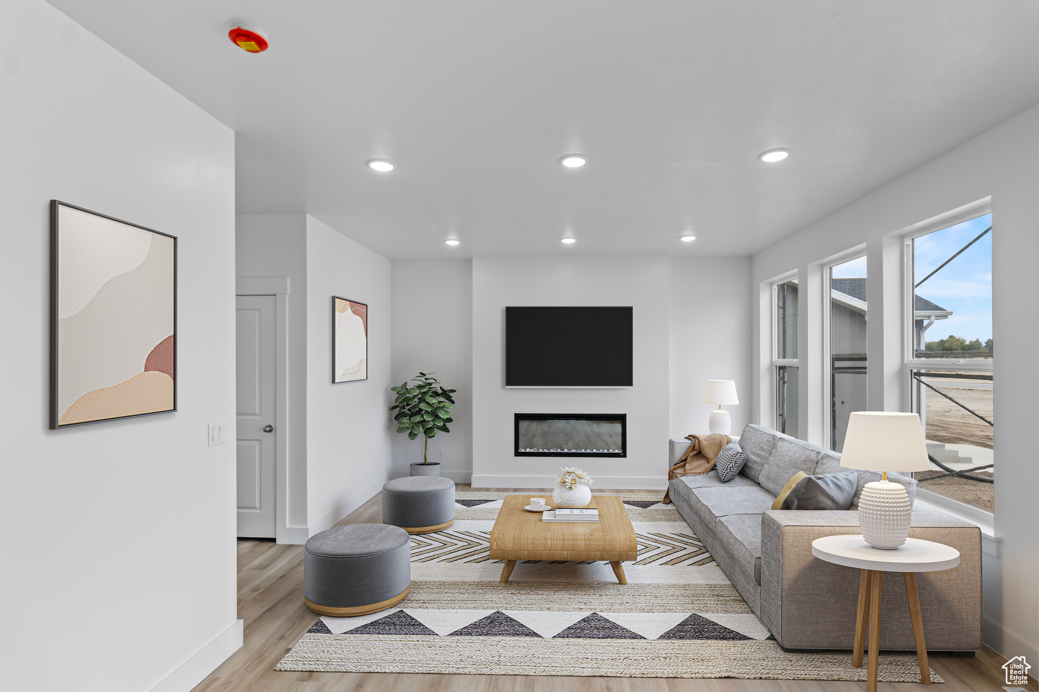 223 E 580, Providence, Utah image 4