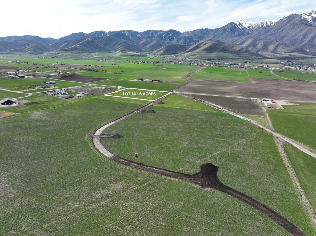 Photo of 3160 W 6500 S #14, Wellsville, UT 84339 (MLS # 2176863)