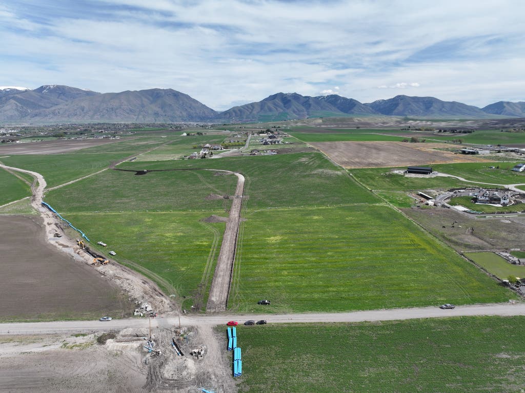 Photo of 3160 W 6500 S #14, Wellsville, UT 84339 (MLS # 2176863)