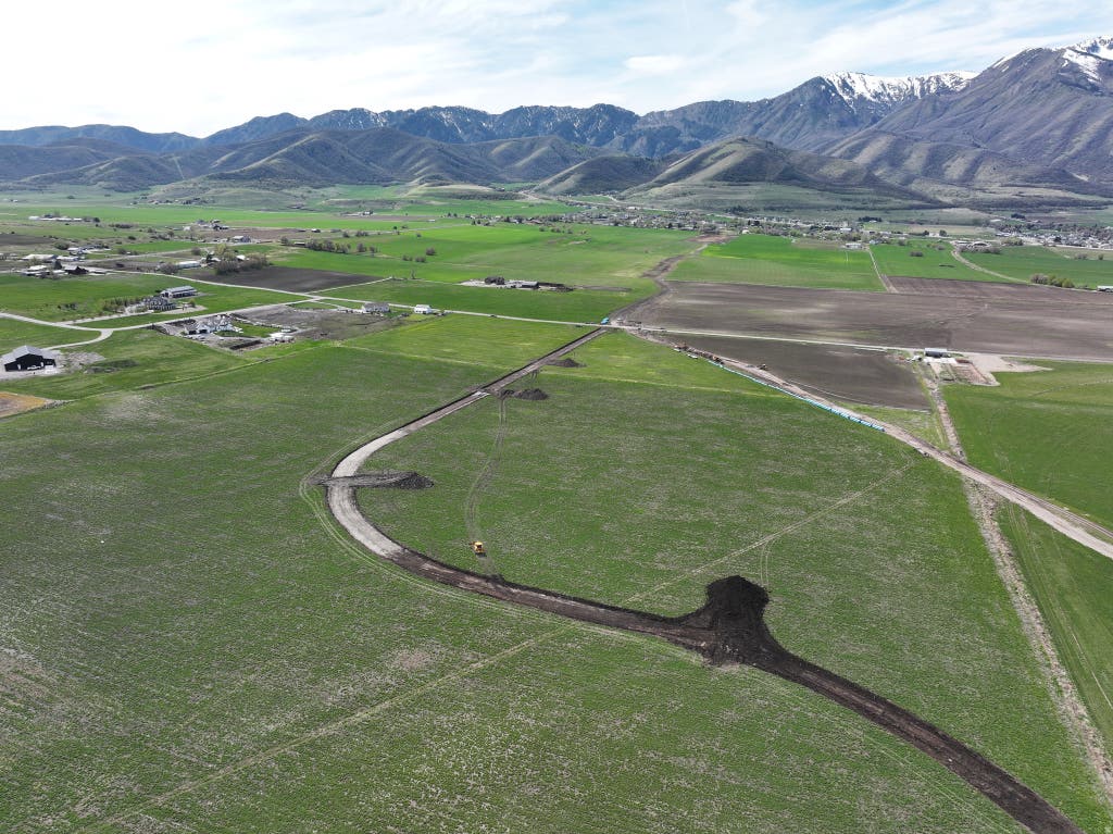 Photo of 3160 W 6500 S #14, Wellsville, UT 84339 (MLS # 2176863)