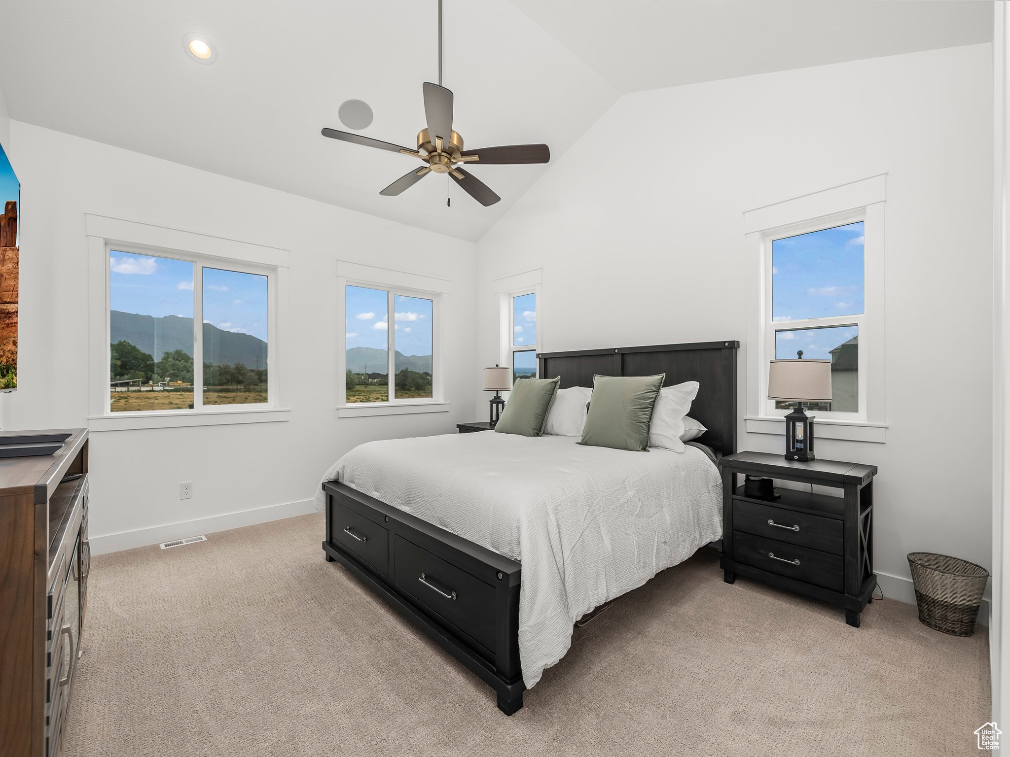 PIONEER HEIGHTS - Residential