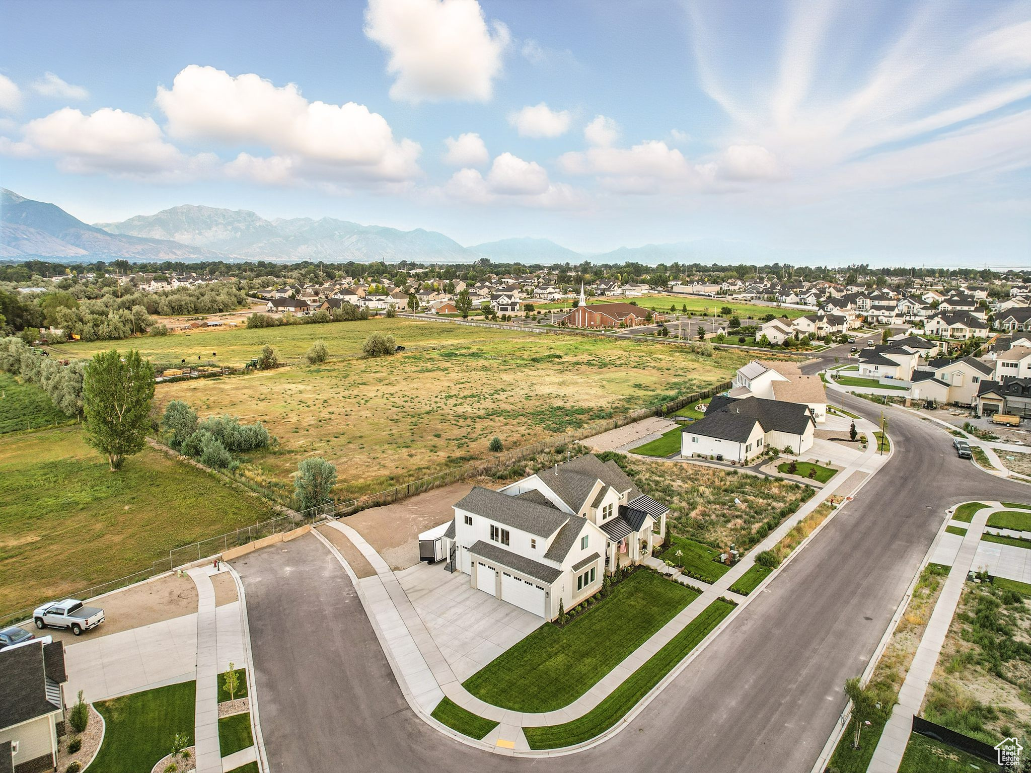 PIONEER HEIGHTS - Residential